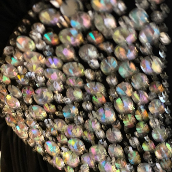 Evening very beautiful dress. - Picture 4 of 9